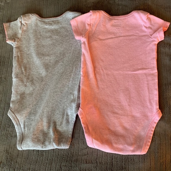 SOLD 2 Carter’s onesies - Picture 2 of 4
